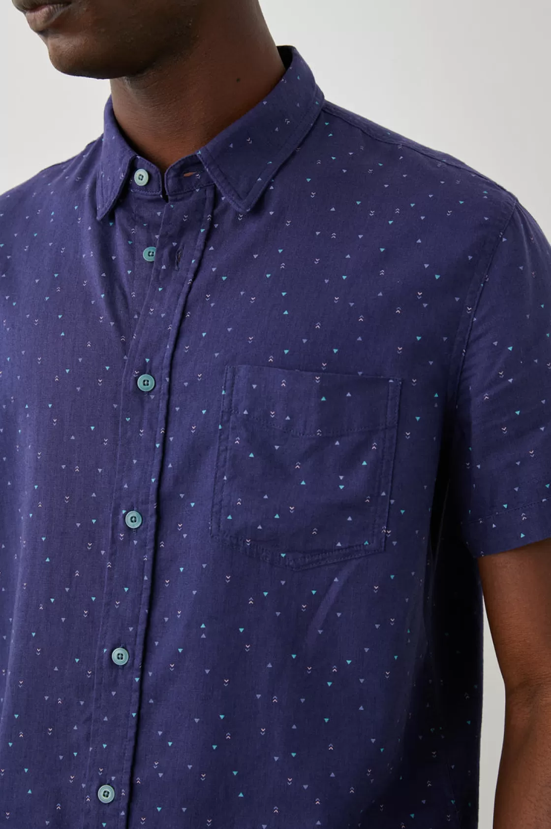 Rails CARSON SHIRT - TRIANGLE GEO RETRO NAVY | The Eco Collection | Shirts