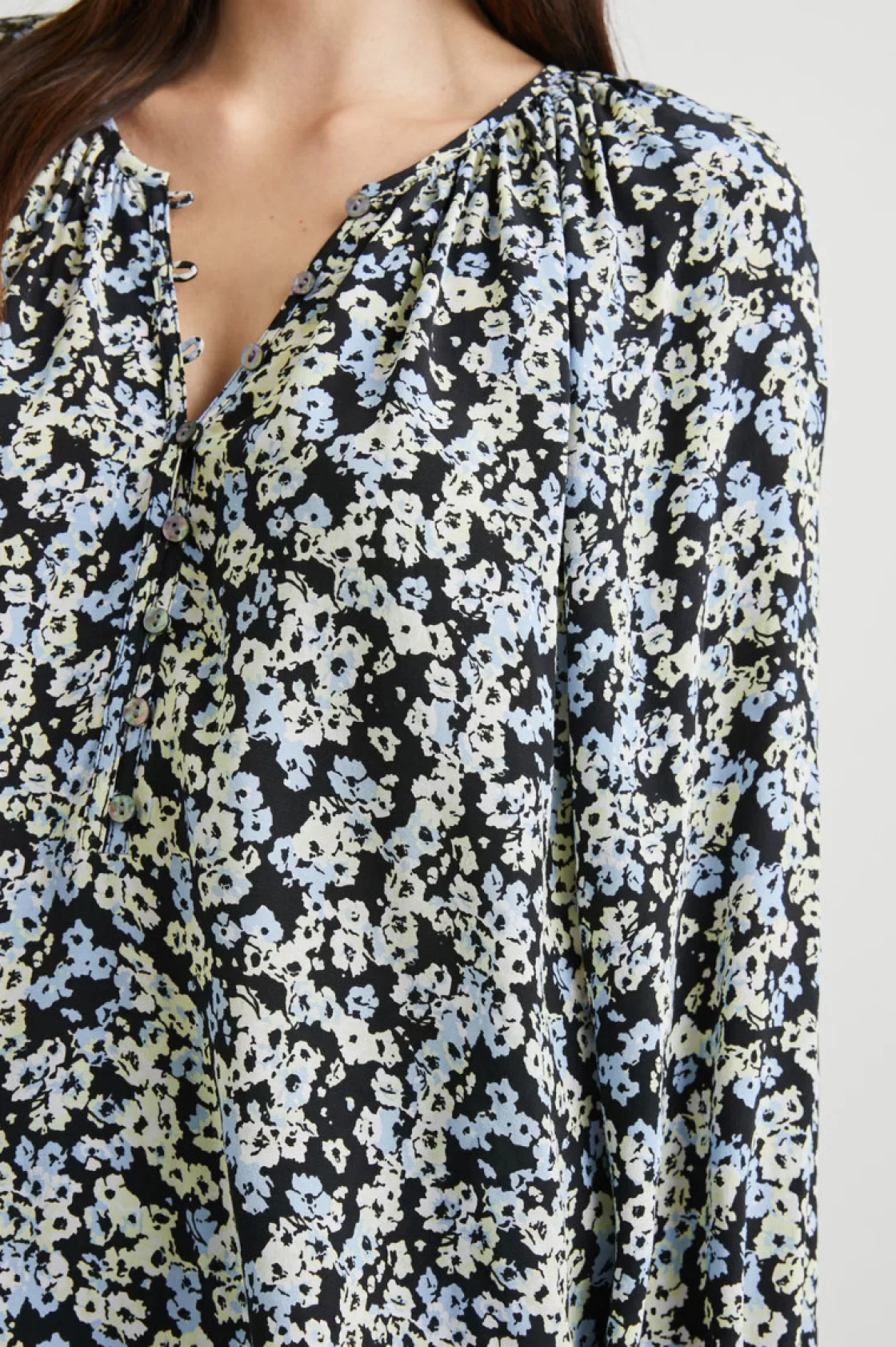 Rails INDI TOP - MIDNIGHT MEADOW FLORAL | Women Best Sellers | The Travel Edit