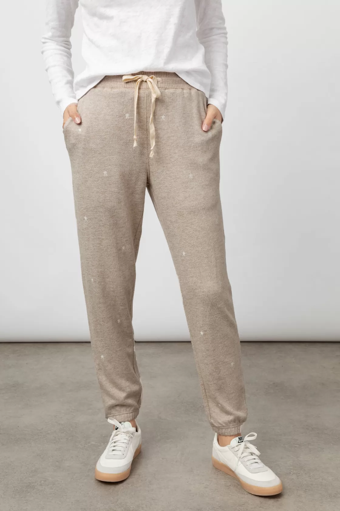 Rails KINGSTON SWEATPANT - HEATHER BROWN EMBROIDERED STARS | Women Pants & Shorts | Lounge