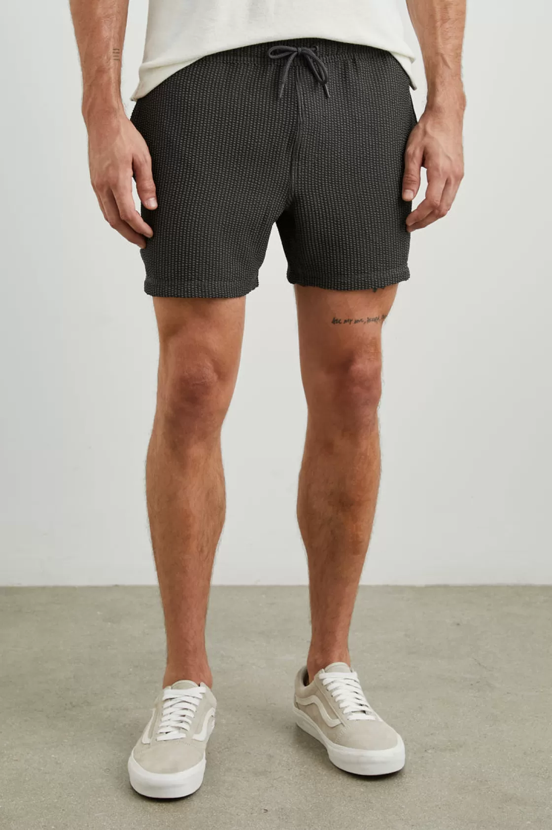 Rails LA BREA SWIM SHORT - CHARCOAL SEERSUCKER | Summer Collection | Best Sellers