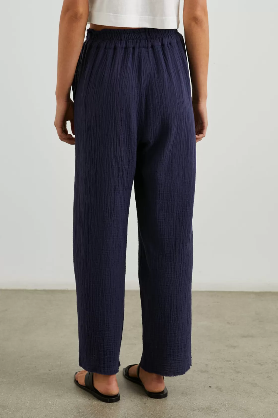 Rails LEON CROP PANT - NAVY | Women Summer Collection | The Eco Collection