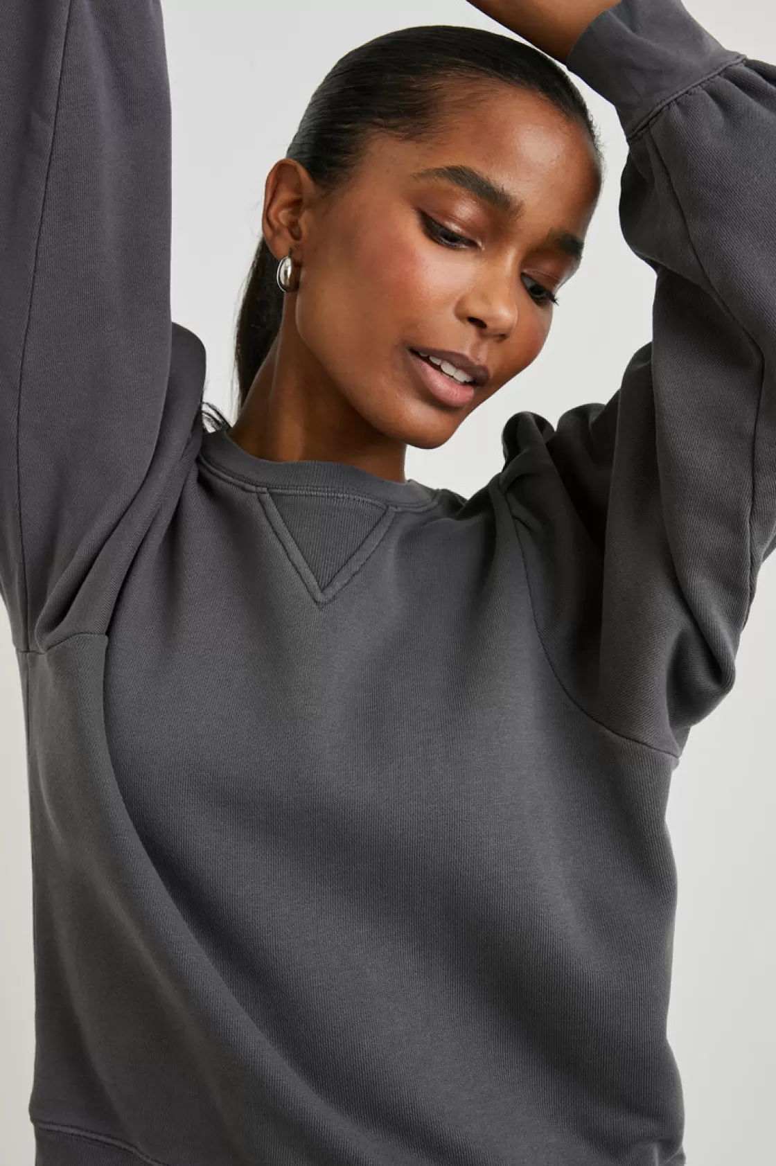 Rails TIFFANY SWEATSHIRT - CHARCOAL | Women Sweaters | Lounge