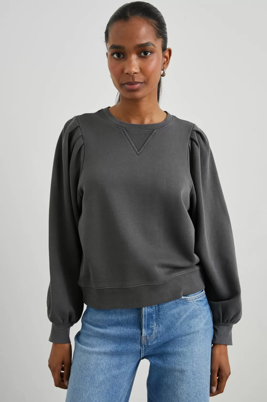 Rails TIFFANY SWEATSHIRT - CHARCOAL | Women Sweaters | Lounge